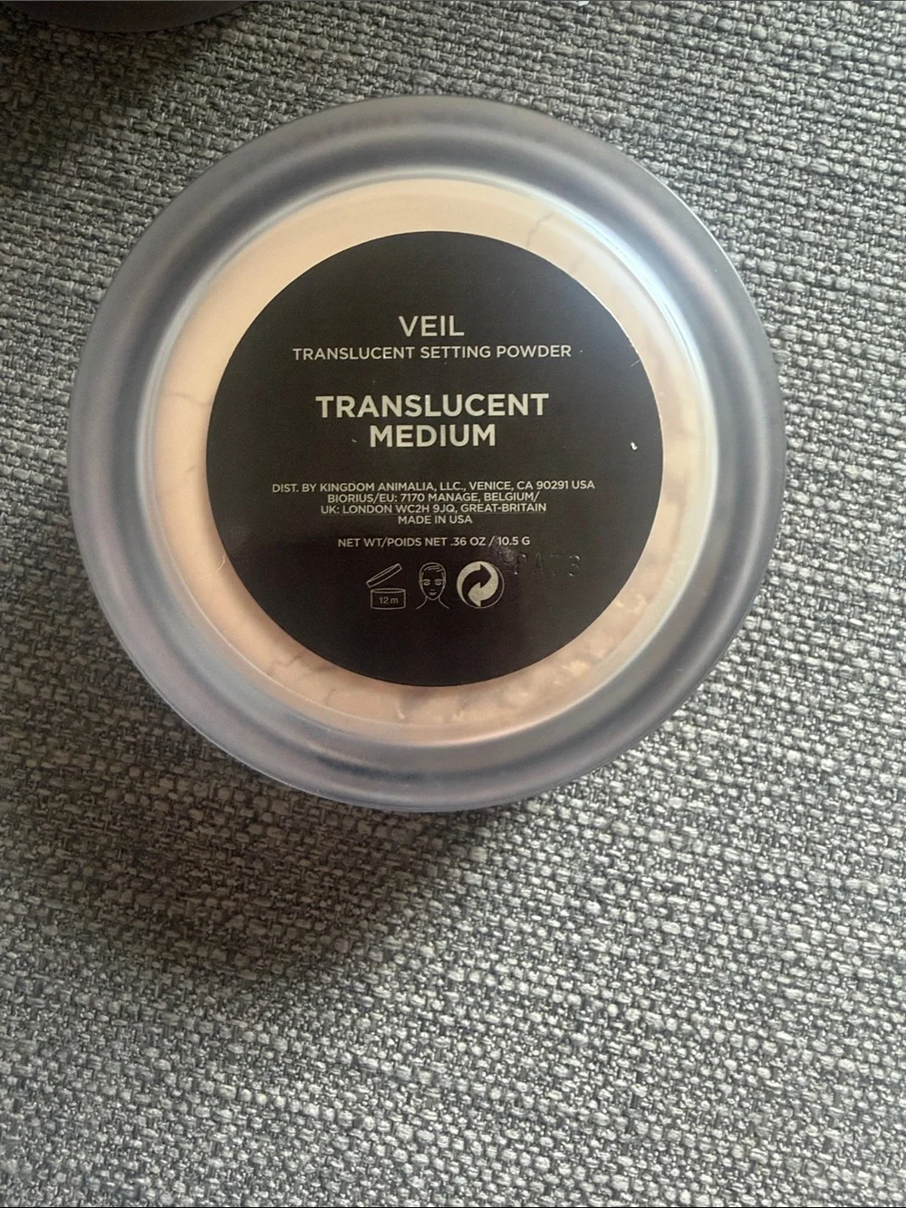 NEW Hourglass Translucent Setting Powder- in shade MEDIUM